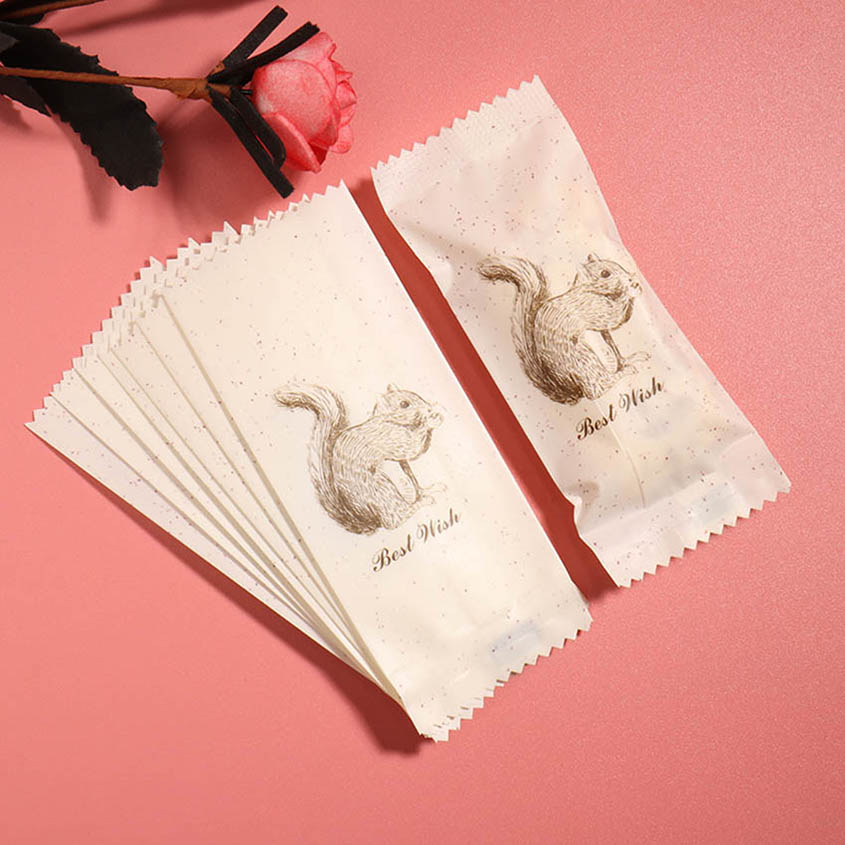 Food Lovers Snacks - 100ชิ้น/ล็อตการ์ตูนกระรอกตกแต่ง Nougat ห่อของขวัญกระดาษสัตว์โฮมเมดขนมขบเคี้ยวคุกกี้น้ำตาล Frosted Poly วันเกิด