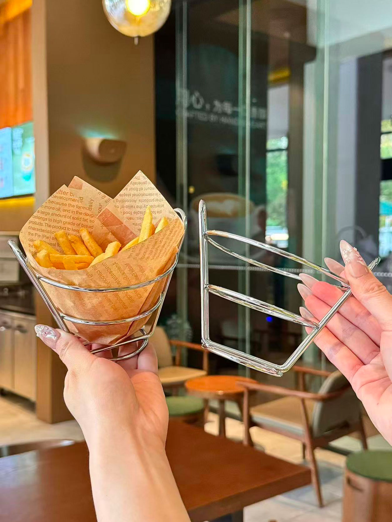 Food Snacks With Iron - ตะกร้าขนมสไตล์อเมริกัน งานเหล็กดัด สำหรับใส่ไก่ทอด เฟรนช์ฟรายส์ รูปทรงกรวย ตะกร้าขนมร้านอาหารตะวันตก